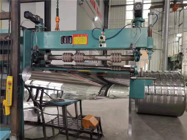 圓形水箱專用壓型設(shè)備